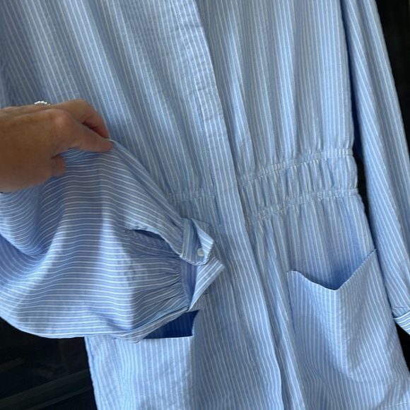 Long sleeve boutique dress by Pinch. Size medium. - Picture 3 of 4